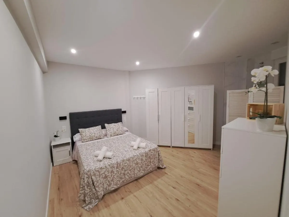Apartamento Encanto Διαμέρισμα Μπερμέο 0*,